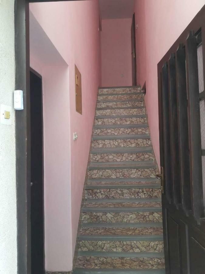 Suncica Apartments Kaštela Eksteriør billede