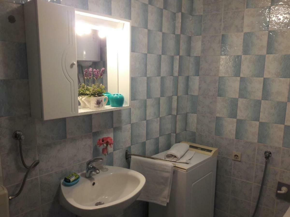 Suncica Apartments Kaštela Eksteriør billede